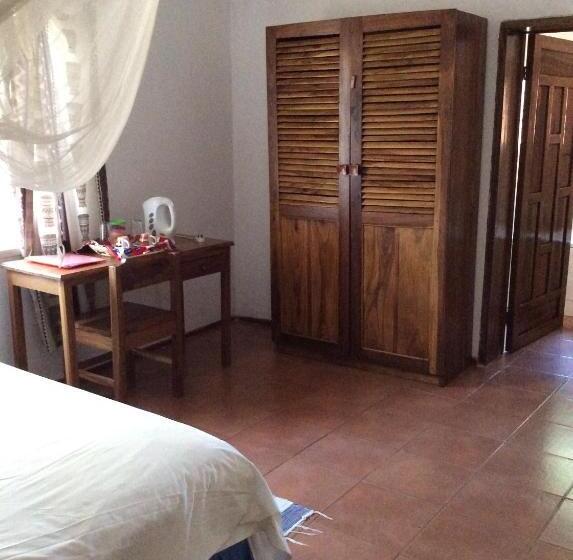 اتاق لوکس, Tabonina Guesthouse