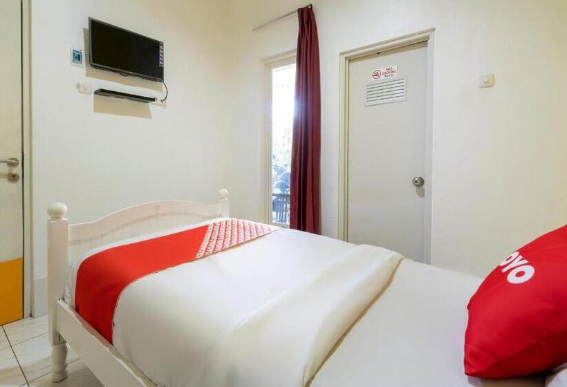 اتاق استاندارد یک نفره, Airy Gunung Anyar Pecatu Tiga E9 Surabaya