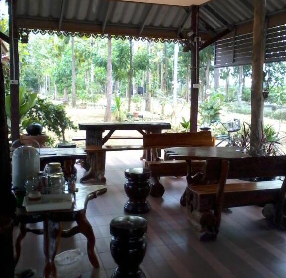 Семейный Номер, Sakthong Resort