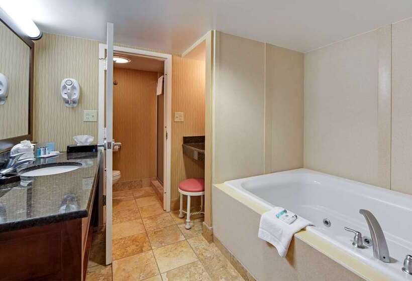 Люкс, Home2 Suites By Hilton Los Angeles Montebello