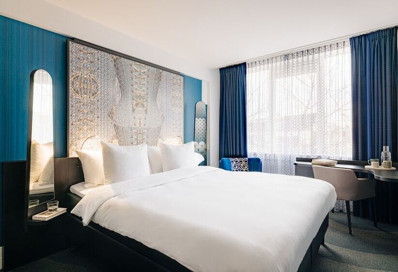 수피리어 룸, Eden Hotel Amsterdam