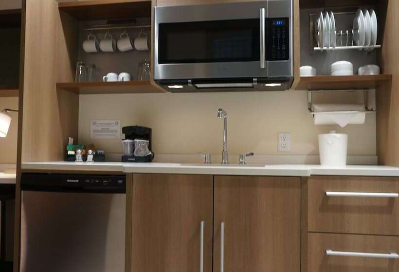 Люкс, Home2 Suites By Hilton Clermont