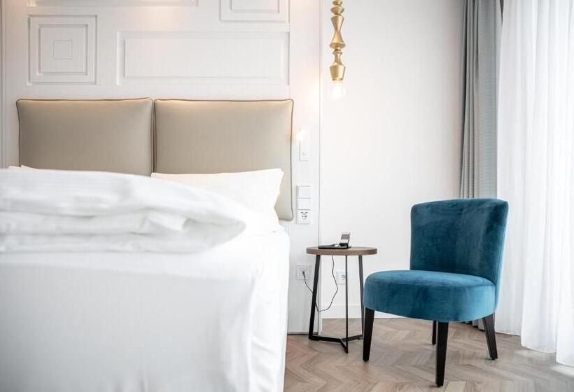 Номер Superior, Indigo Dresden   Wettiner Platz, An Ihg
