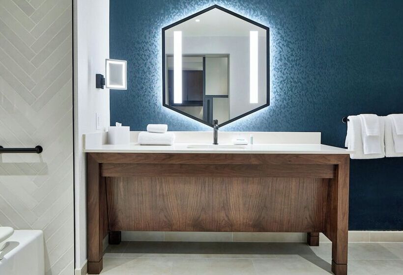 Quarto Estandar Cama Queen, Residence Inn by Marriott Nashville Downtown/Convention Center