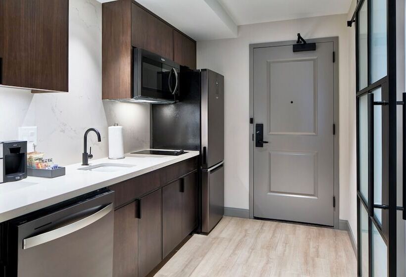 Quarto Estandar Cama Queen, Residence Inn by Marriott Nashville Downtown/Convention Center
