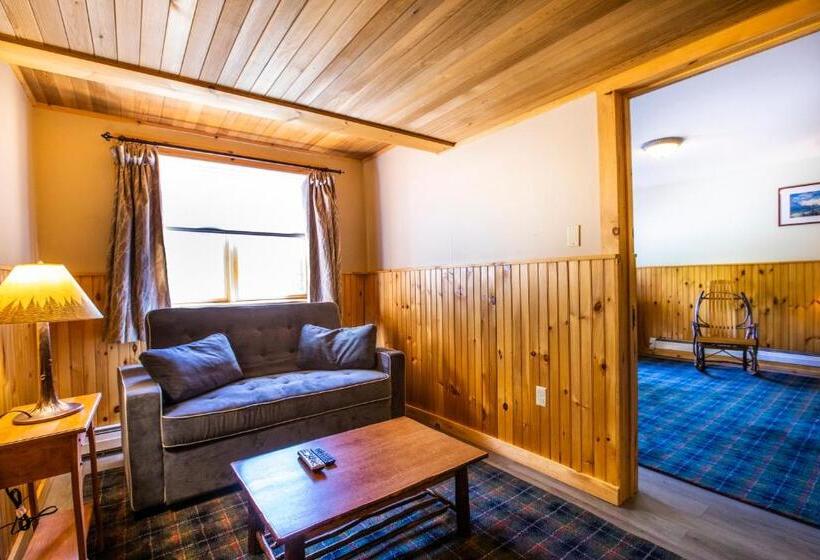 Семейный Номер, Garnet Hill Lodge