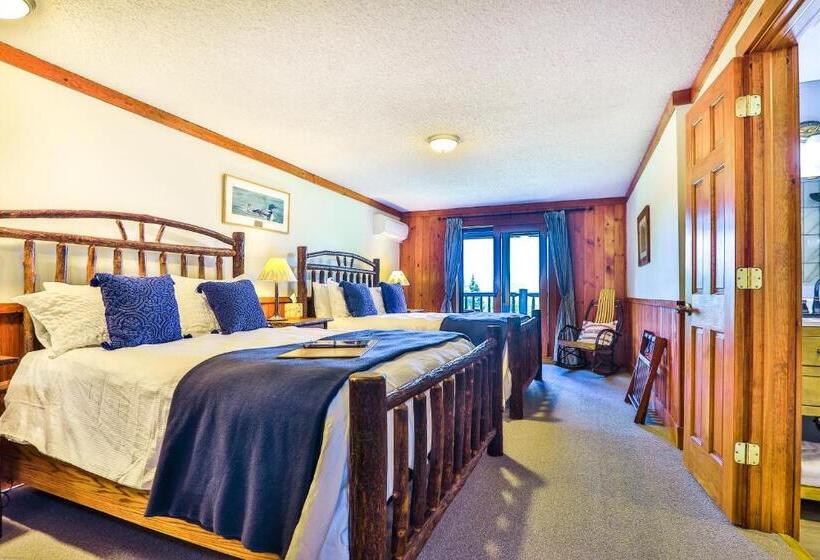 Номер Стандарт с Балконом, Garnet Hill Lodge