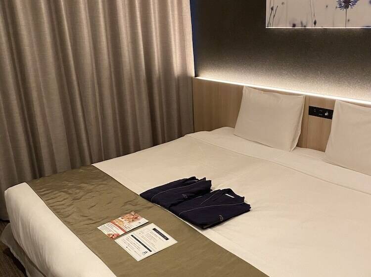 Номер Deluxe, Monday Toyosu