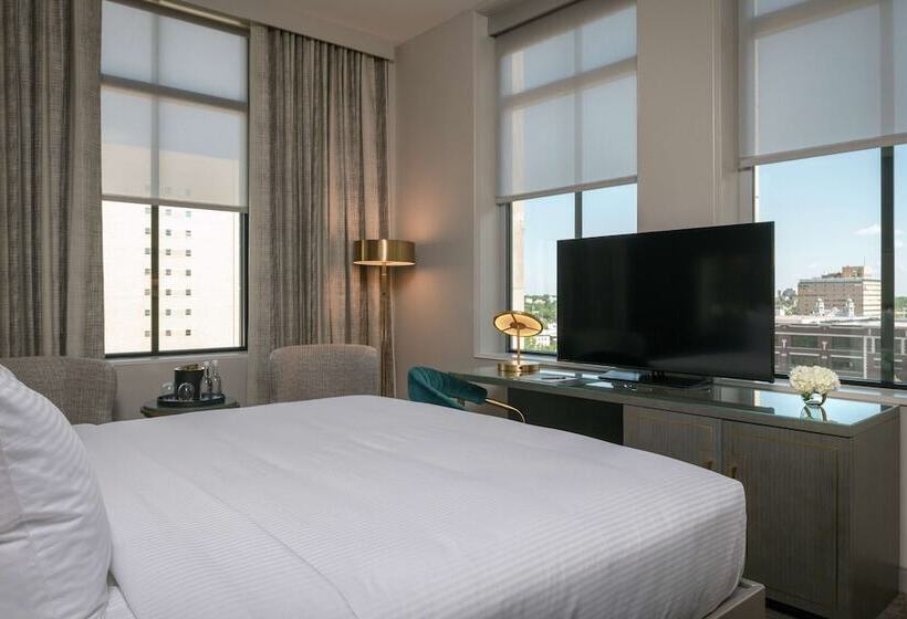Номер Премиум, Tulsa Club Hotel, Curio Collection By Hilton