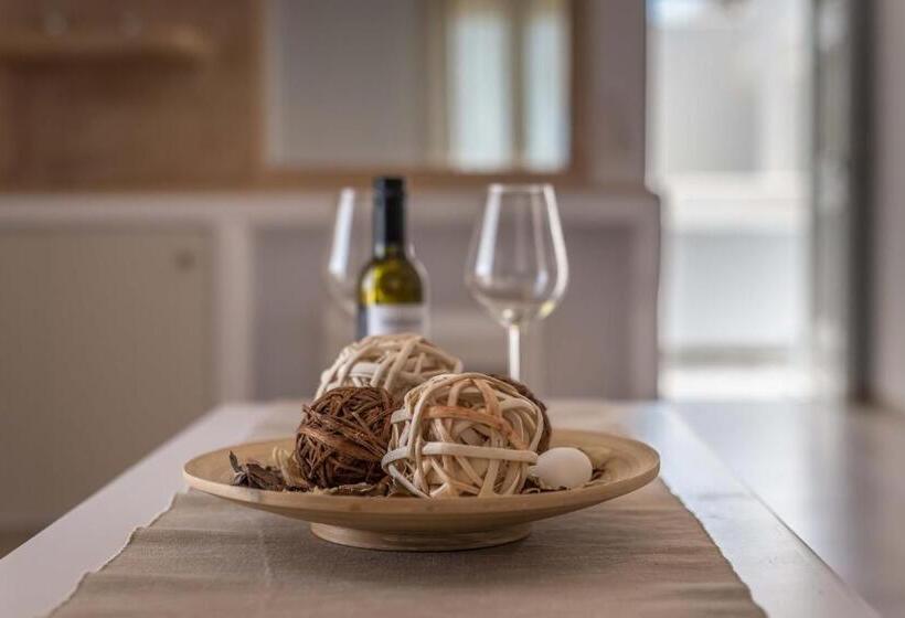 オーシャンビューデラックスステューディオ, Villa Sosanna