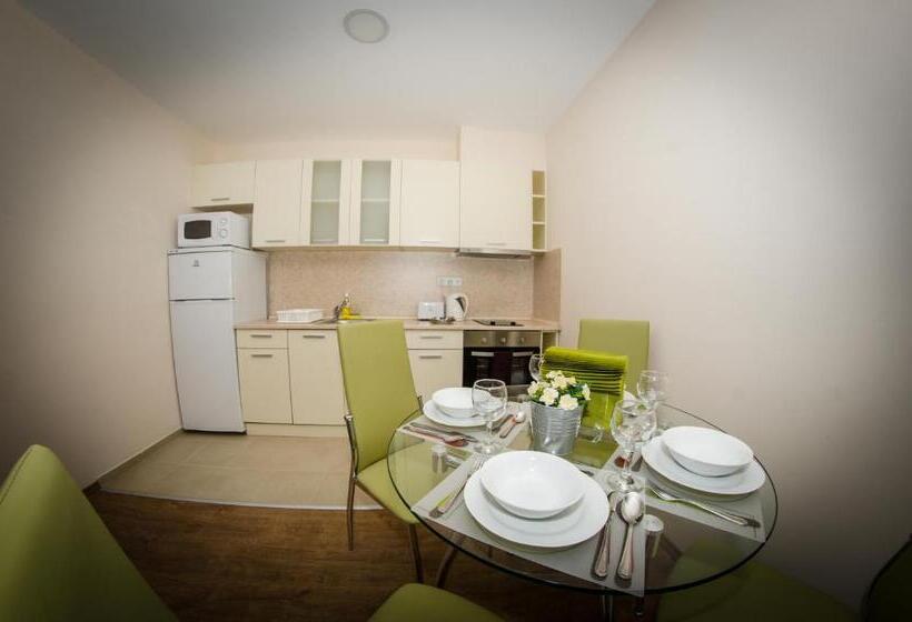 Апартаменты 2 Спальни с Балконом, Premier Fort Cuisine   Full Board