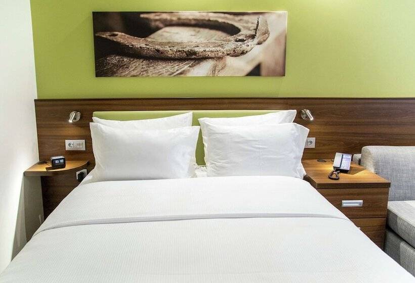 غرفة عائلية, Hampton By Hilton Brest