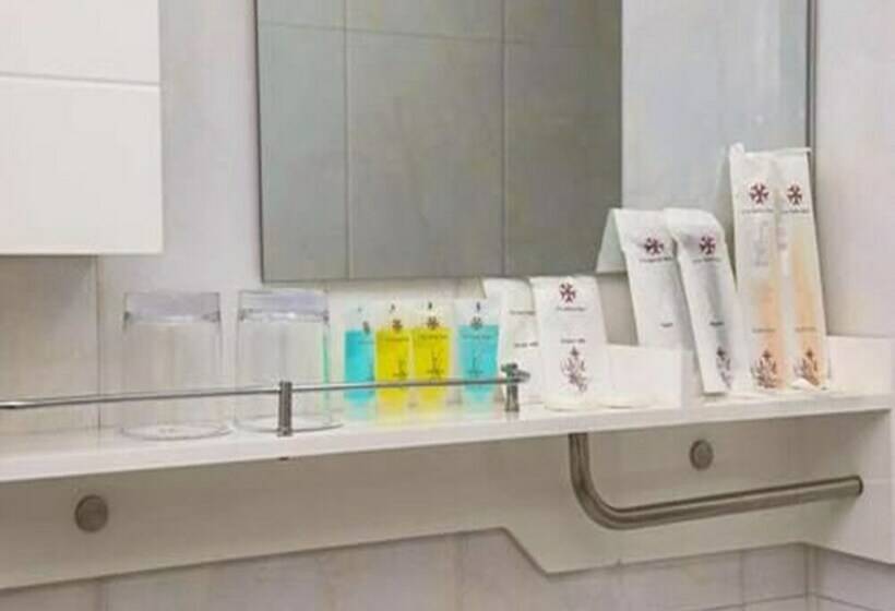 اتاق استاندارد, City Central Inn