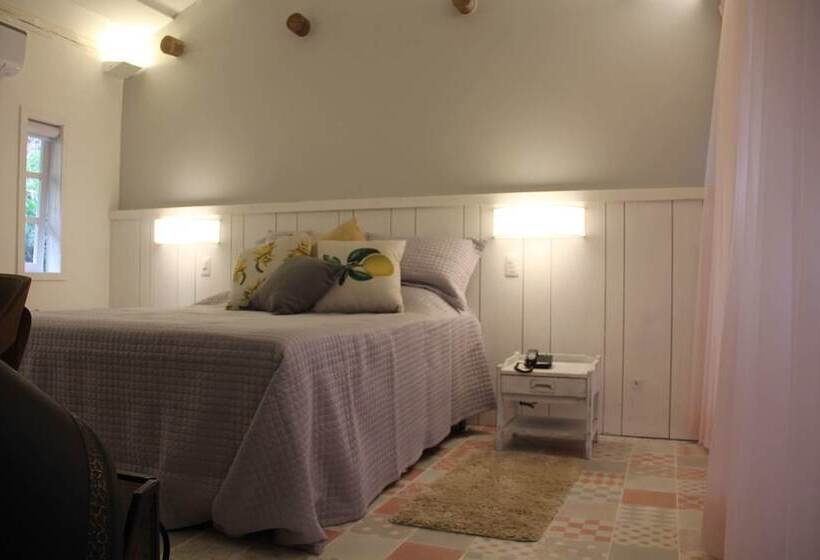 디럭스 스위트, Auberge Suisse Pousada