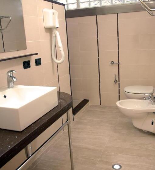 Апартаменты Внутренние 1 Спальня, World Village Apartments