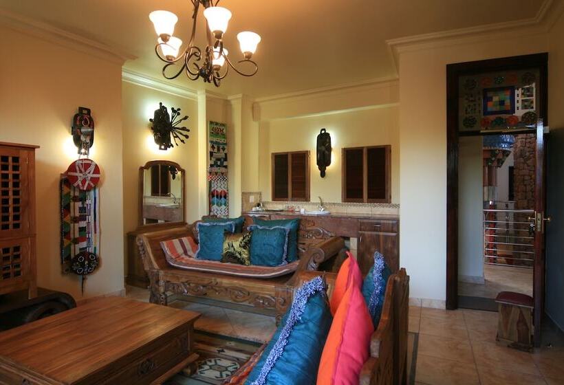 Люкс Повышенной Комфортности, Ammazulu African Palace