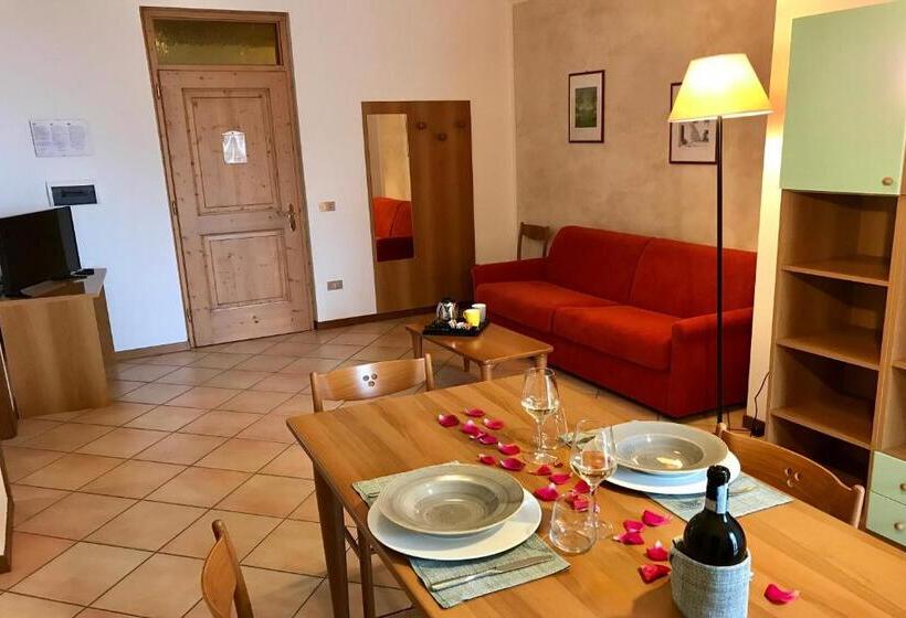 سوئیت جونیور با چشم‌انداز کوهستان, Residence Panorama La Forca, Gtsgroup