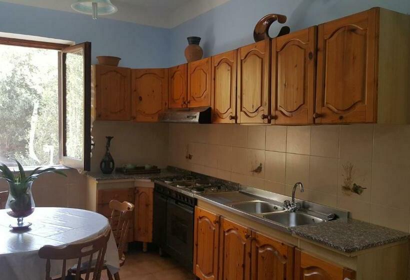 شقة غرفتين, Jolly Residence