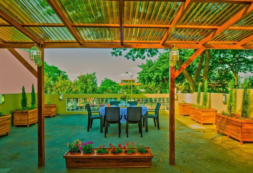 Номер Стандарт Трехместный, North Star Hostal Guayaquil