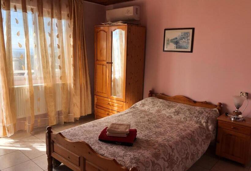 Номер Стандарт Вид на Море, Guest House Paskal