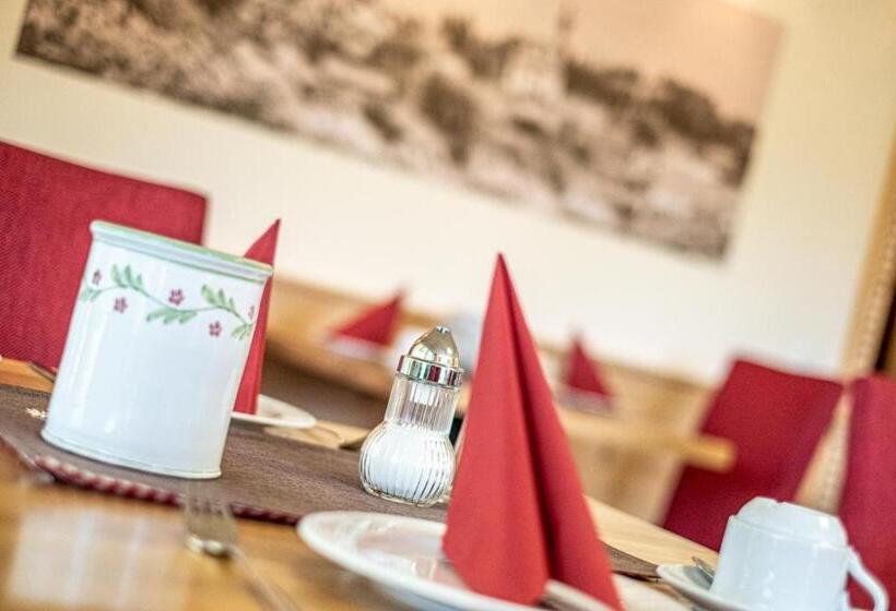 Quarto Deluxe, Boutique Hotel Angerer