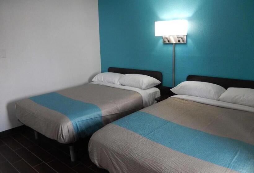 Четырехместный Номер Классик, Motel 6 Portland, Tx