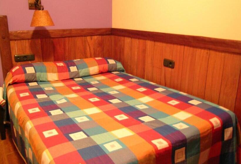 Номер Стандарт, Hostal Xaloa Orio