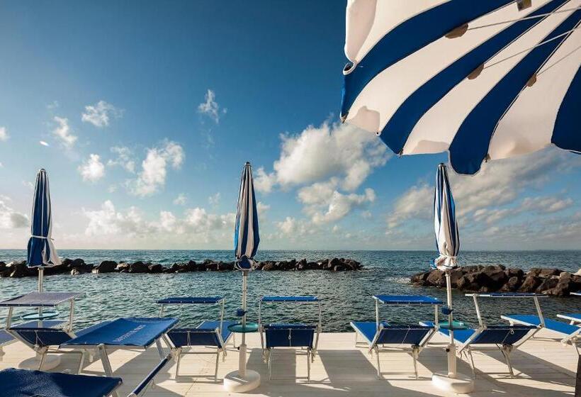 Escritório Estándar, Ischia Blu Resort