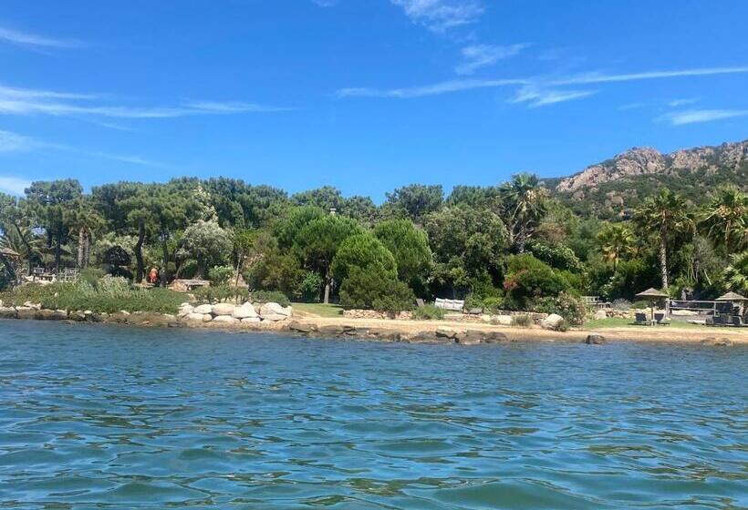 Вилла 2 Спальни Вид на Сад, Maranatha Résidence Avec Plage Privée, Piscine Chauffée