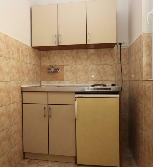 استودیوی استاندارد, Apartments Memidz