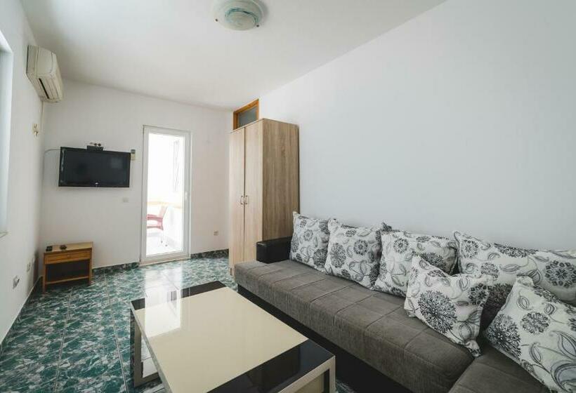 آپارتمان 1 خوابه, Apartments Memidz