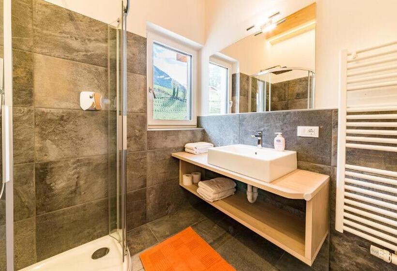آپارتمان 2 خوابه, Haus Artus