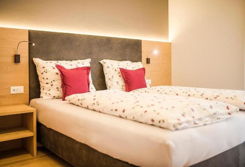 آپارتمان 2 خوابه, Haus Artus