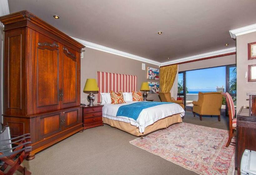 Standard Szoba King Size Bed, Alexander Guest House