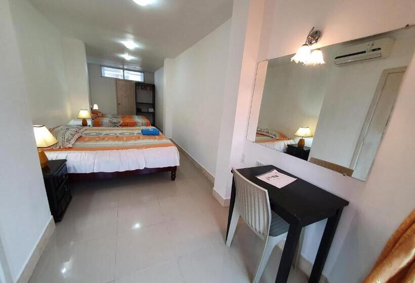 Номер Стандарт Трехместный, Hostal Cerro Azul