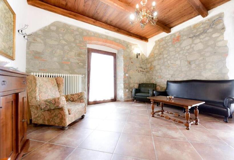 １ベッドルームのデラックスアパートメント, Agriturismo Castello Delle Fornaci   Private Jacuzzi
