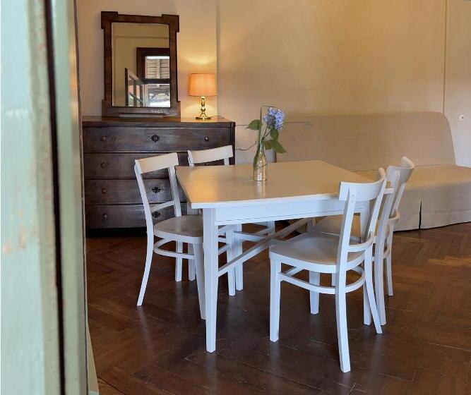 1 Bedroom Apartment Lake View, Villa Streintz