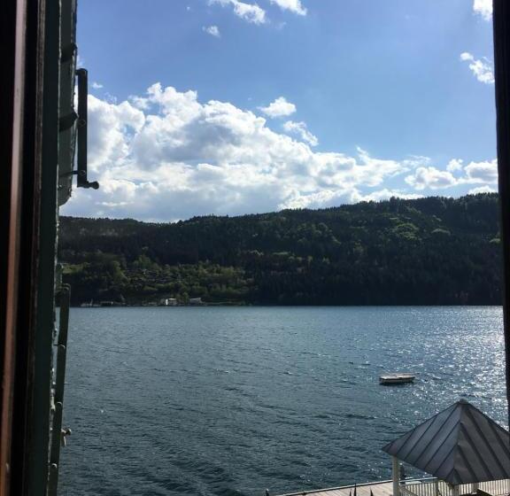 1 Bedroom Apartment Lake View, Villa Streintz