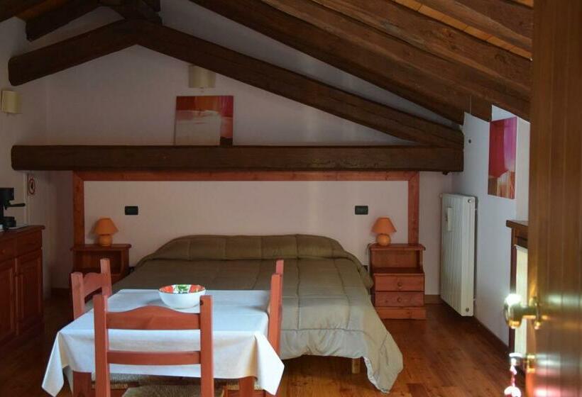 Quarto Estandar, Agriturismo Domus Rustica