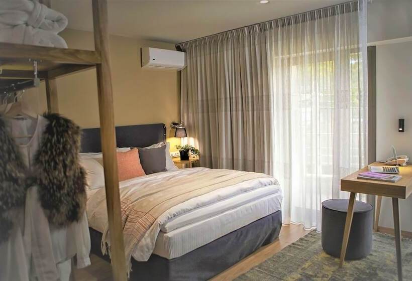 주니어 스위트, Mirivili Rooms & Suites