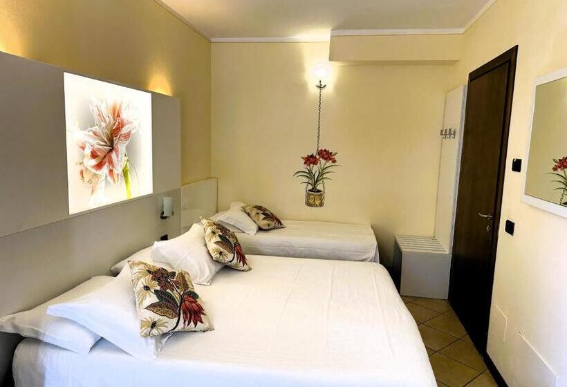 Номер Стандарт Трехместный, Residenza Pesce D Oro