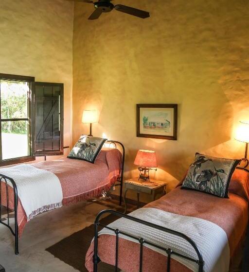 Quarto Estandar, Aguapé Lodge