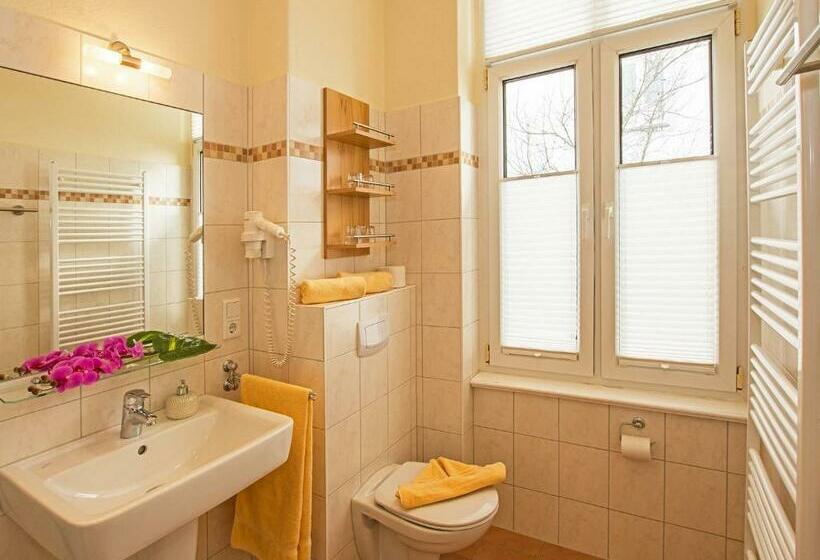Apartamento 2 Dormitórios, Strandvilla Imperator