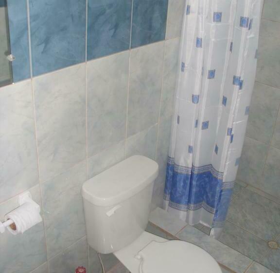 Номер Стандарт Трехместный, Hostal Alcazaba