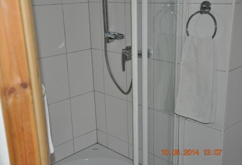 Quarto Estandar, Gasthof Zur Post