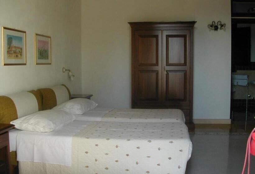 اتاق لوکس, Agriturismo La Taverna