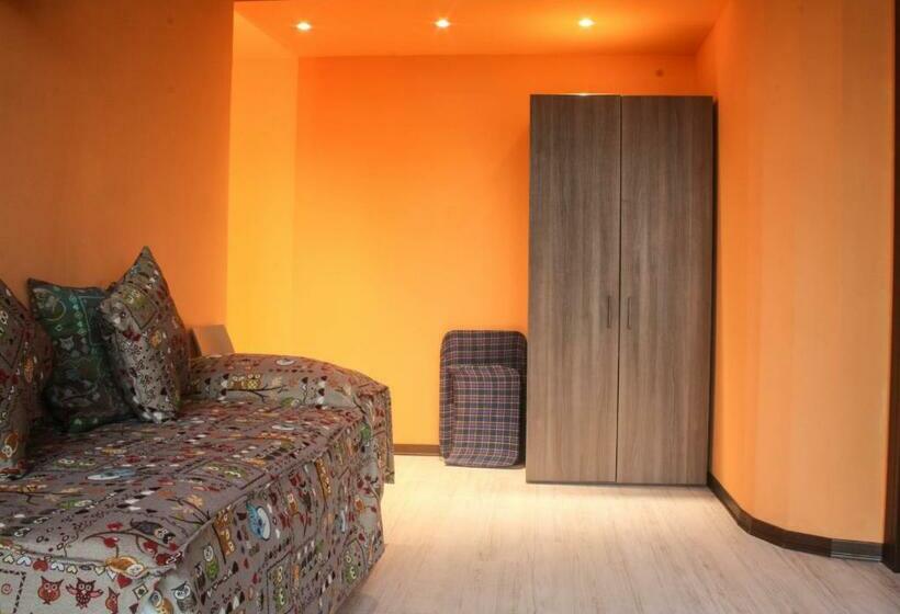 스탠다드 스튜디오, Agriturismo Il Frutto Permesso