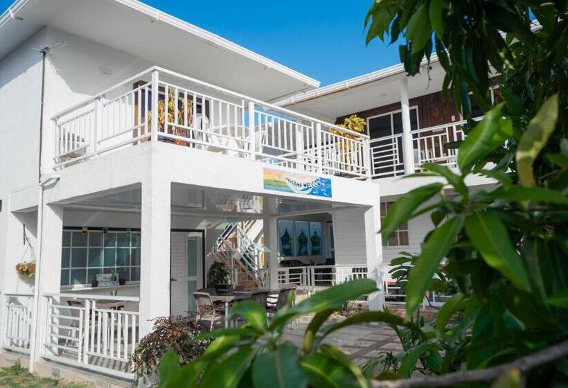 Quarto Triplo Estandar, Posada Jasmina Place
