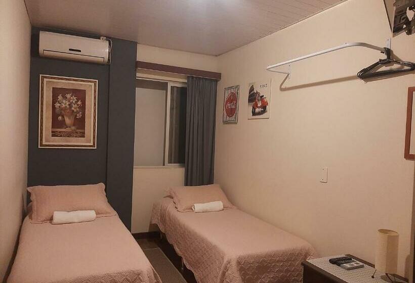 Апартаменты 2 Спальни, Natalina Pousada & Restaurante