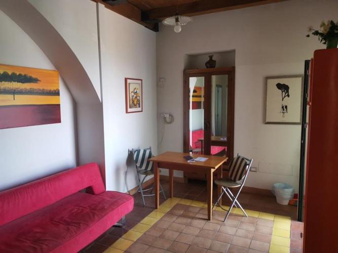 带露台的小型套房, Agriturismo Villa Lupara
